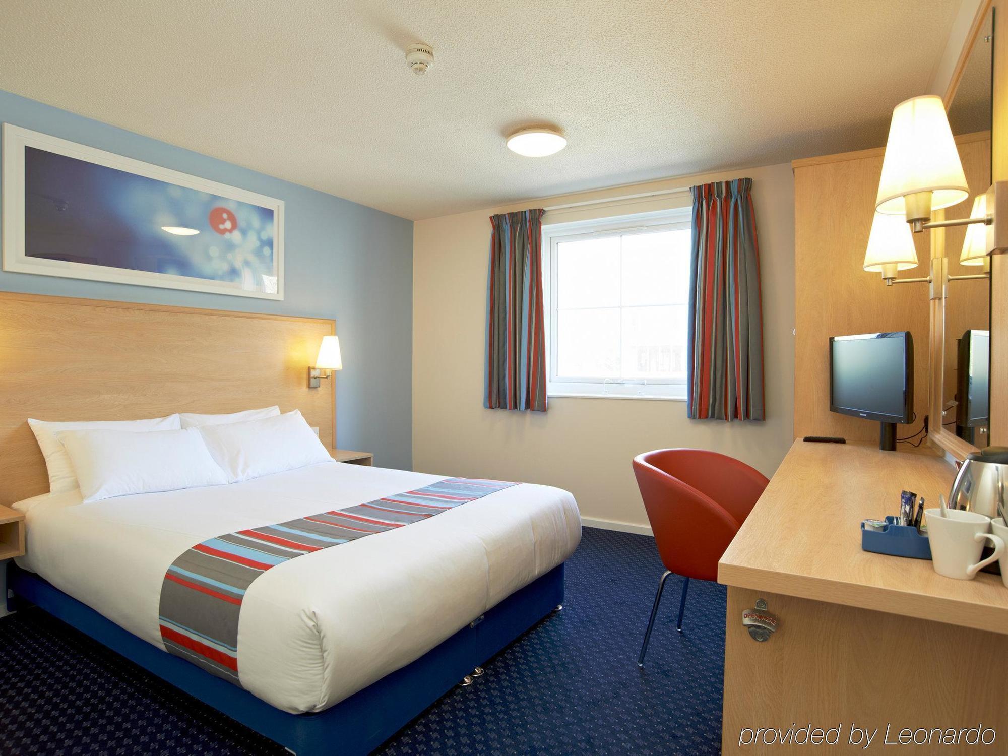 Travelodge Dundee Central Hotel Екстер'єр фото